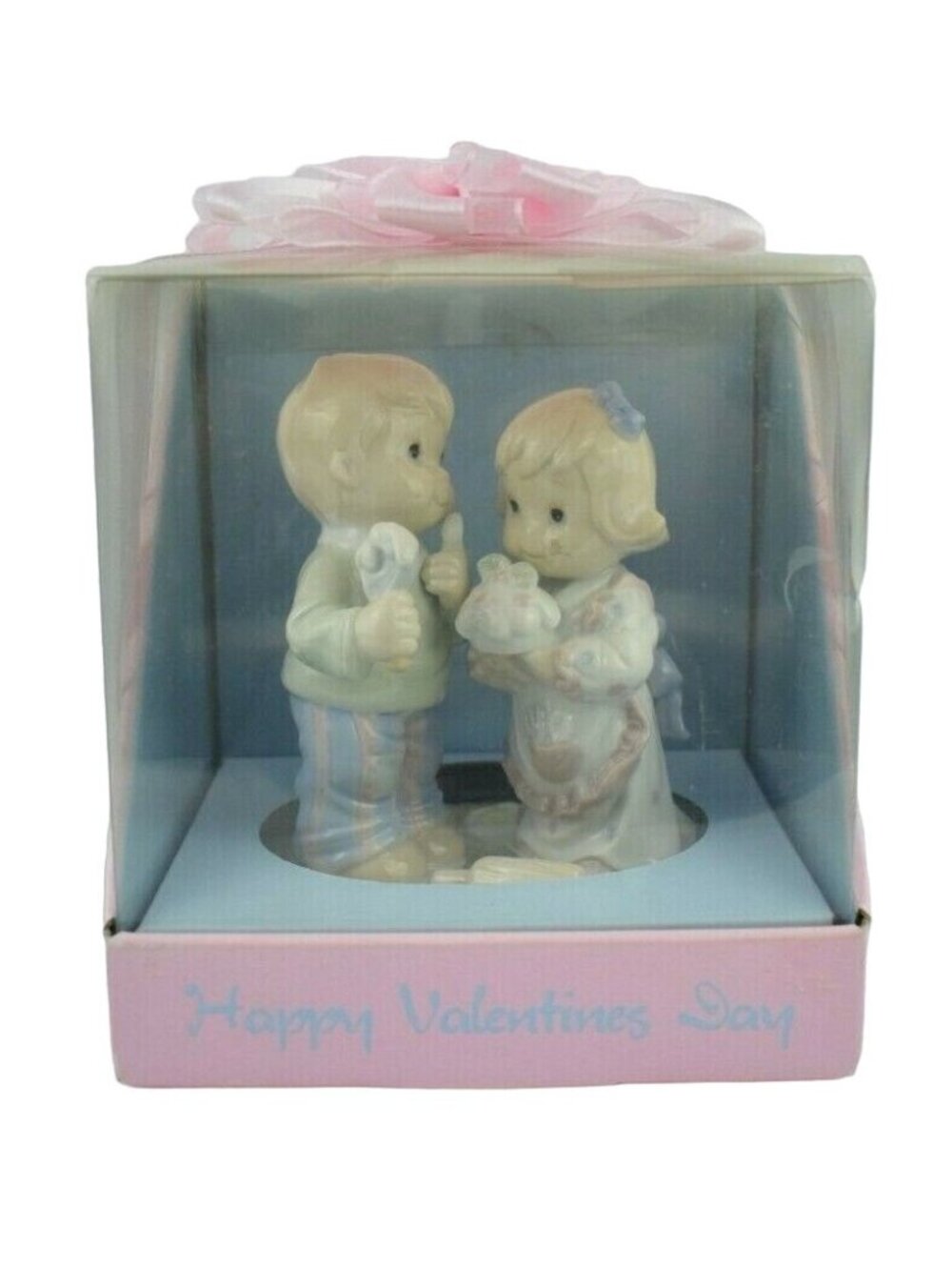 All Love is Sweet Happy Valentines Day 2002 Couple Figurine New in Package